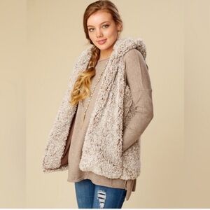 Beige Sherpa Hooded Vest, small